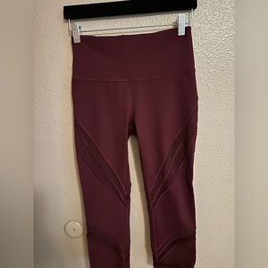 Lululemon size 6 perfect condition